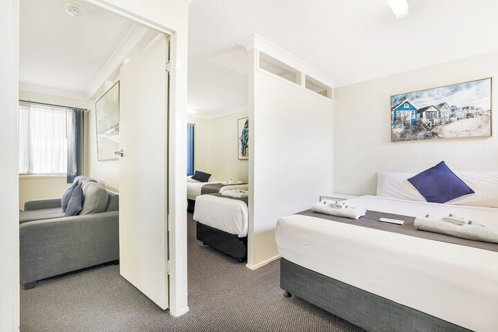 Room 21 of 50