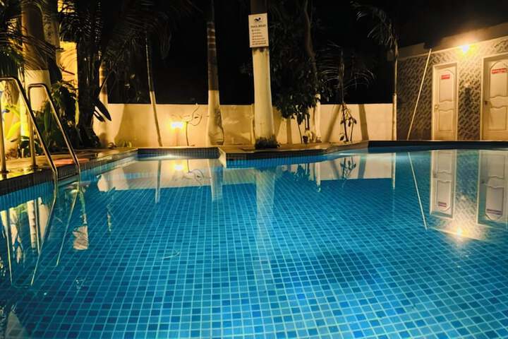 Pool 23 of 61