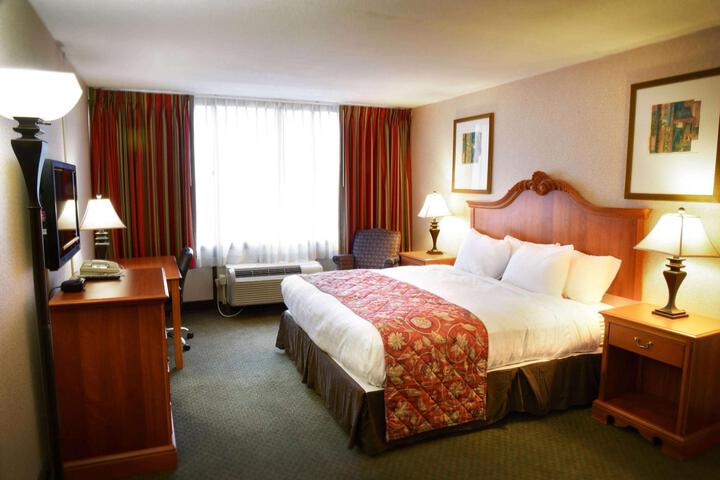 1 King Bed Mobility Accessible (6 of 6)