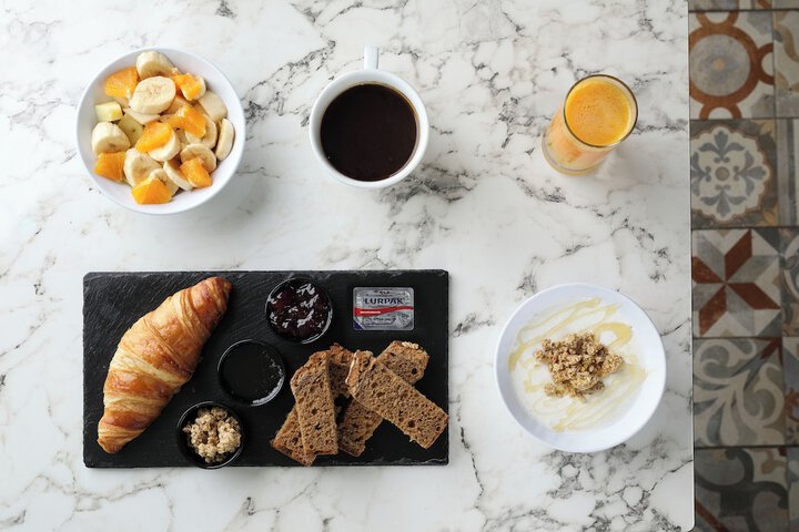 Breakfast/Coffee Service 32 of 39