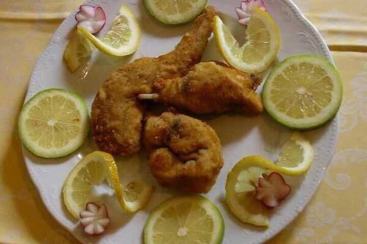 Dining 20 of 47