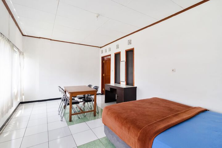 Room 21 of 36