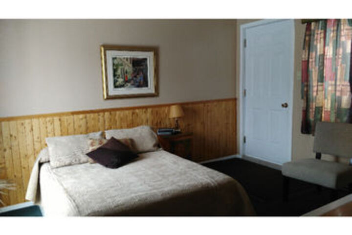 Room 18 of 32
