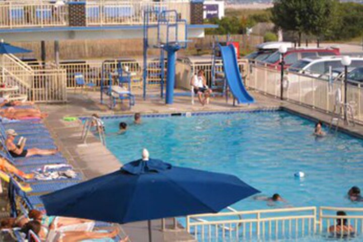 Pool 190 of 216
