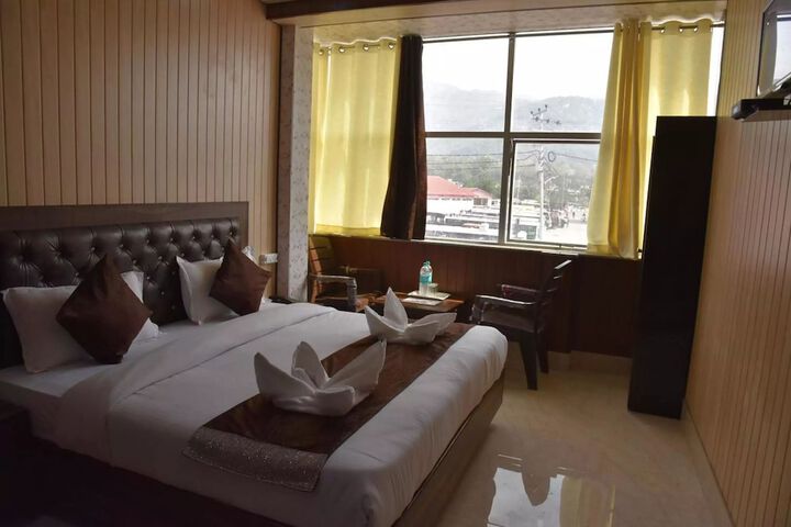 Room 16 of 30