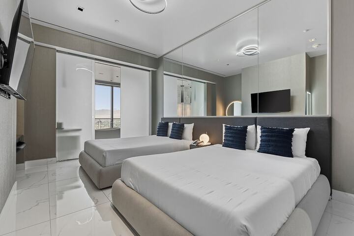 Room 49 of 484