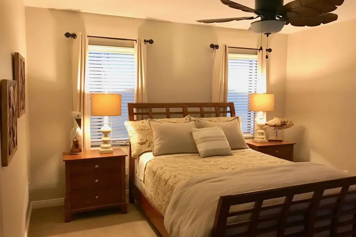 Room 2 of 15
