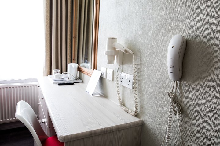Room 42 of 121