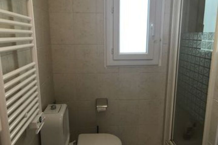 Room 4 of 22