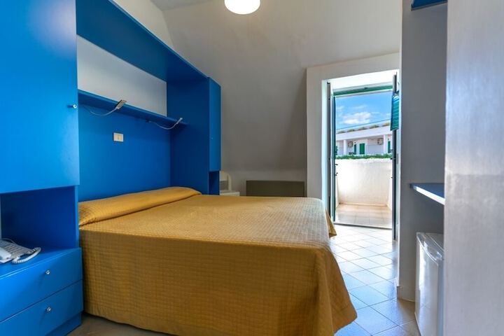Room 40 of 78