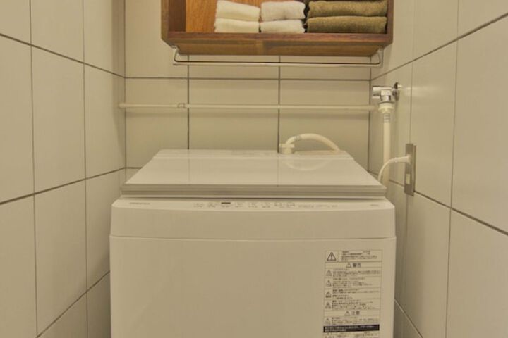 Laundry 15 of 34