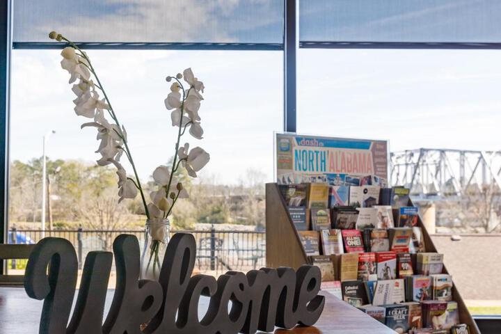 Gadsden Inn and Suites