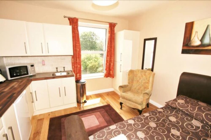Room 14 of 28