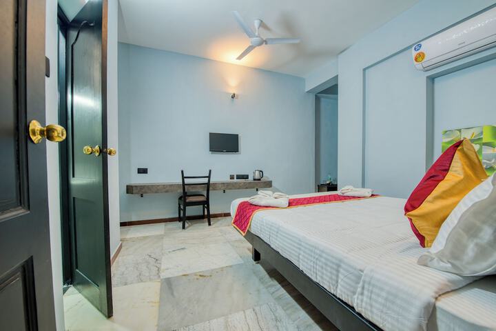 Room 26 of 47