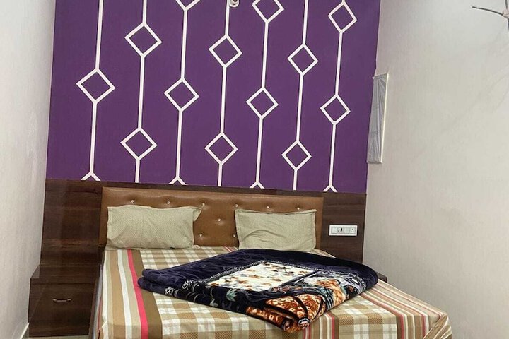Room 29 of 40