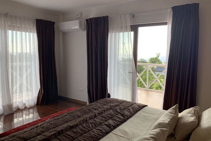 Room 12 of 157