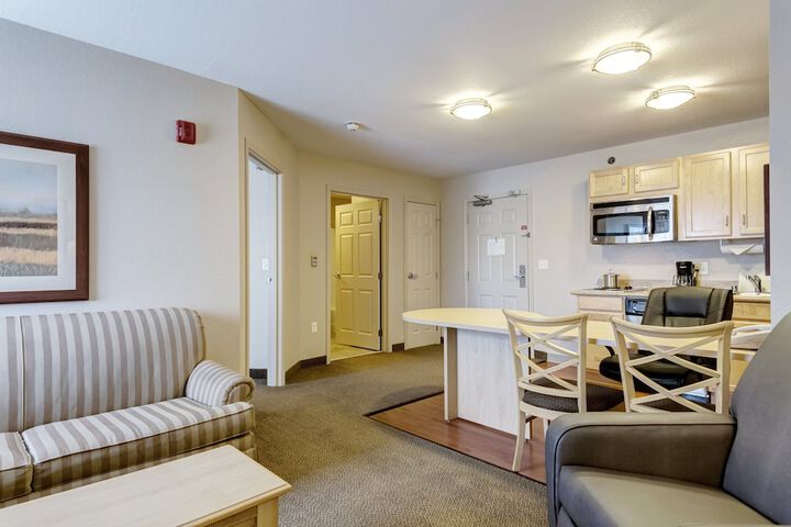 1 King Bed 1 Bedroom Suite (23 of 42)