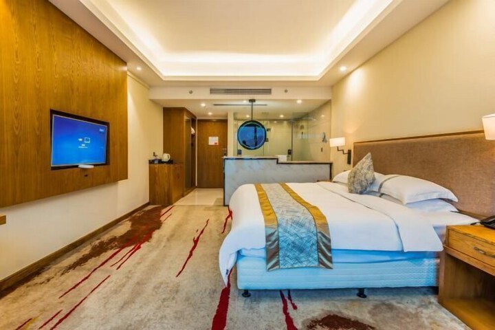 Room 12 of 79