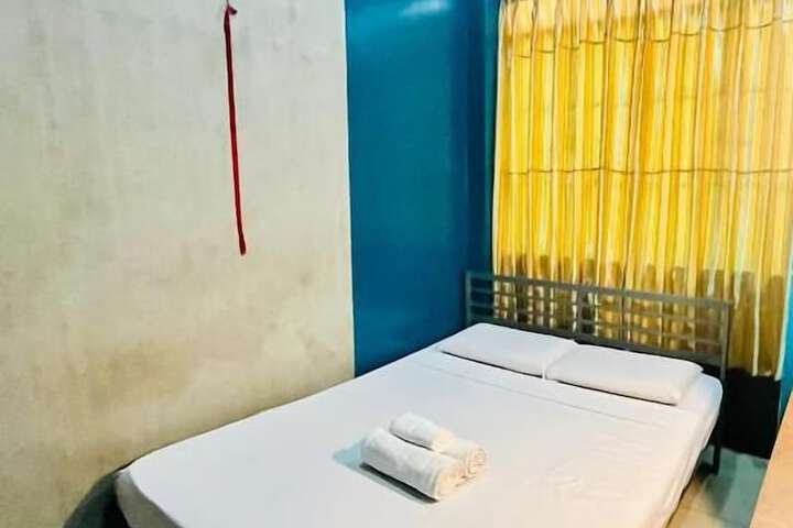 Room 16 of 26