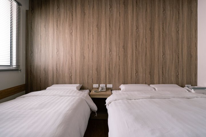 Room 6 of 60