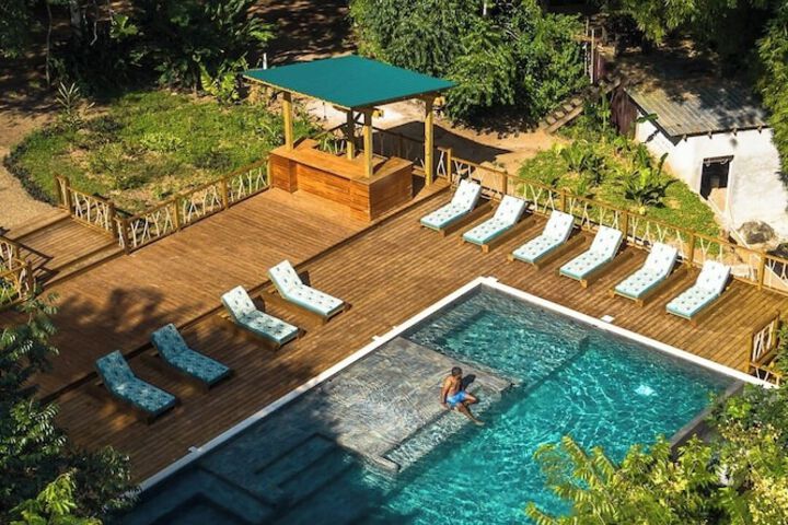 Pool 54 of 160