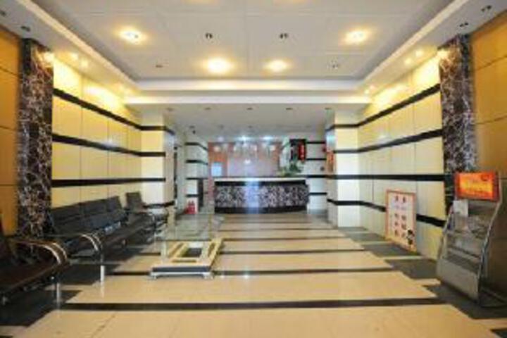 Baiyuan Hotel Shanghai Handan Road