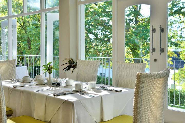Dining 252 of 517