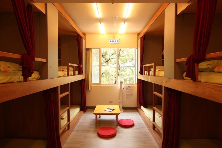 Room 16 of 58