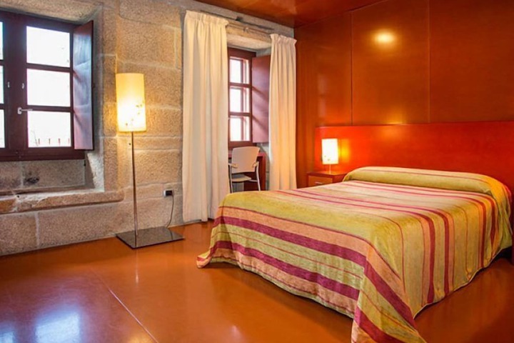 Room 6 of 45