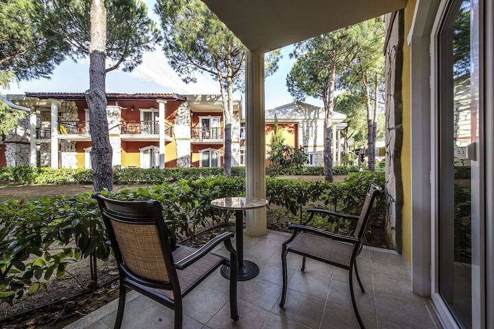 Terrace/Patio 32 of 145