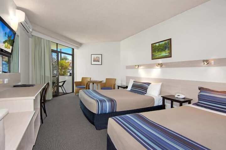 Room 5 of 30