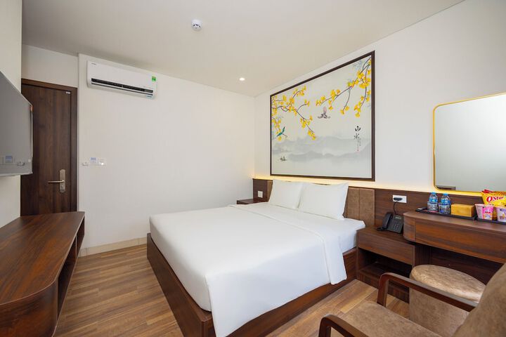 Room 3 of 27
