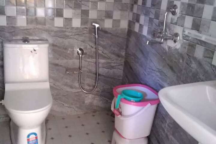 Room 13 of 21