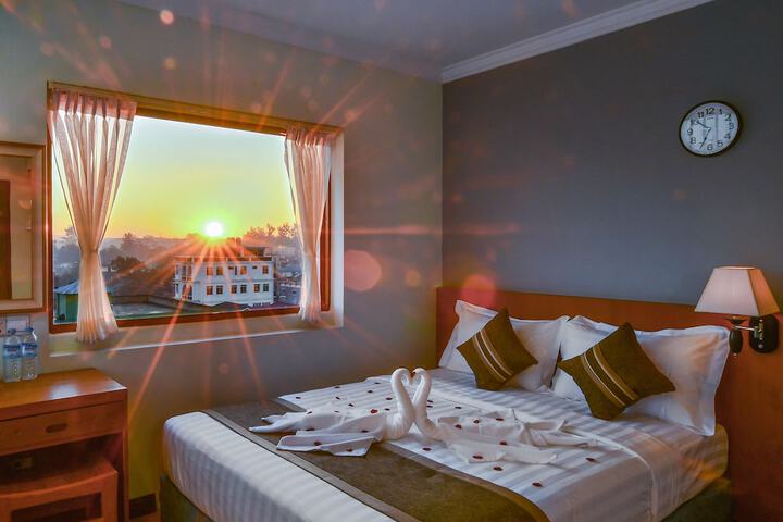 HOTEL SAKURA PYINOOLWIN