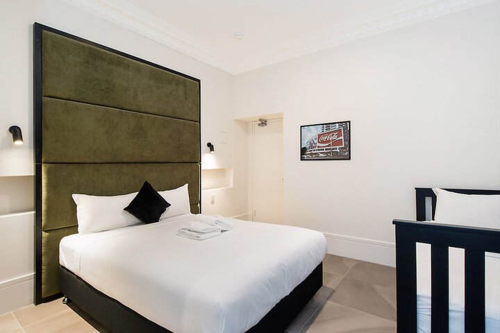 Room 5 of 39