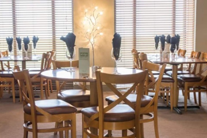 Dining Photos