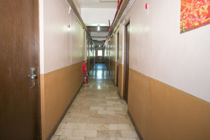 Ballroom/Hall 27 of 33