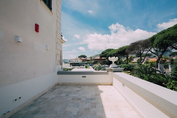 Terrace/Patio 37 of 129
