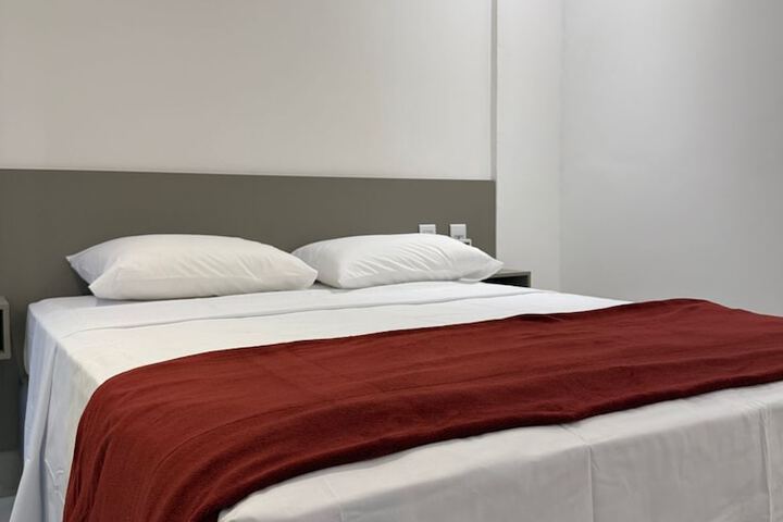 Room 2 of 21