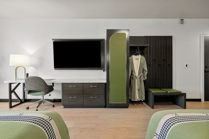 Room 22 of 52