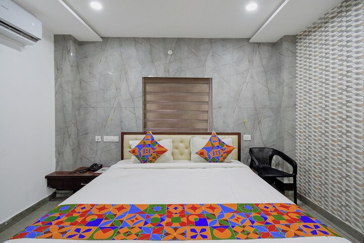 Room 13 of 39