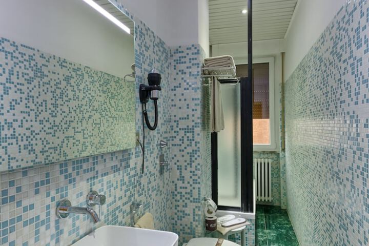 Clean Restrooms