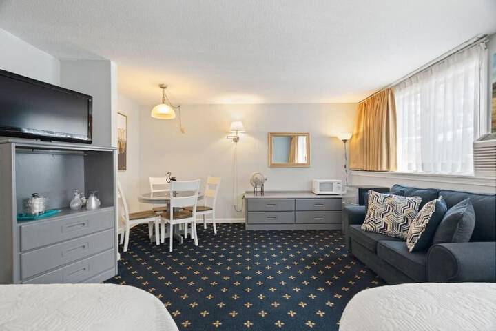 Studio 2 Double Beds (1 of 4)