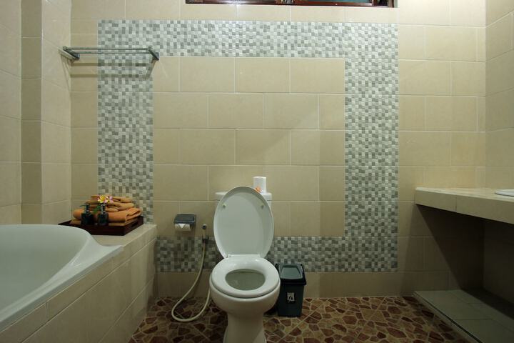 Room 138 of 213