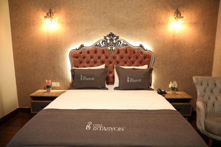 Room 43 of 118