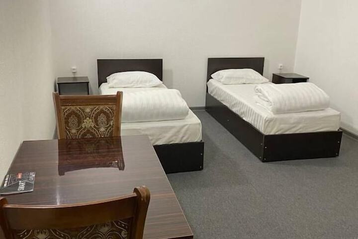 Room 5 of 25