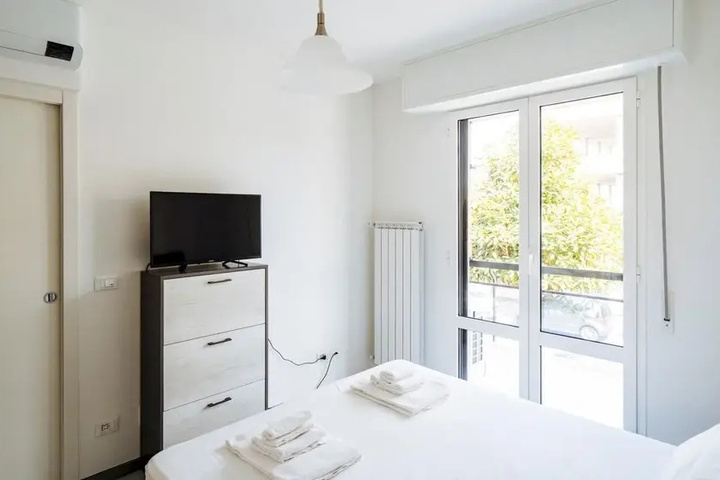Room 6 of 20