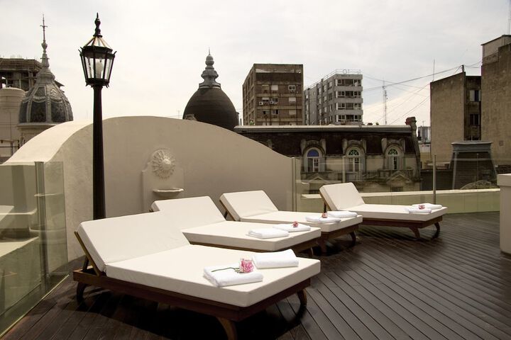 Sundeck 44 of 49