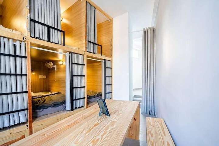 Room 13 of 29