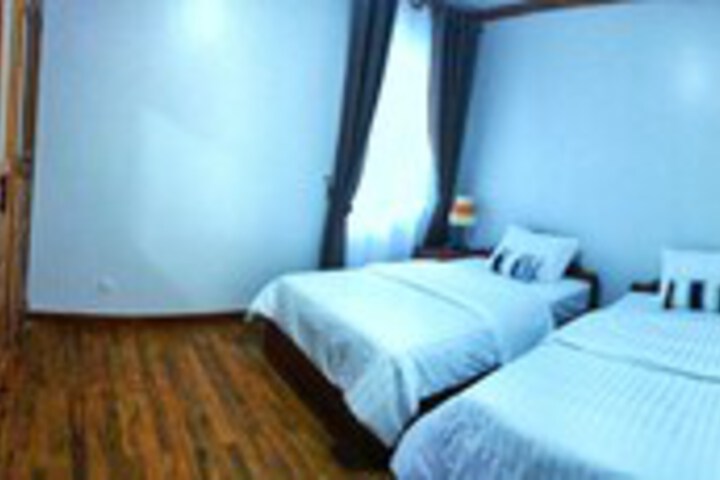 Room 8 of 23